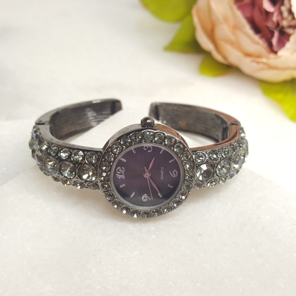 Accessories - ✅Gunmetal Pave Cuff Watch